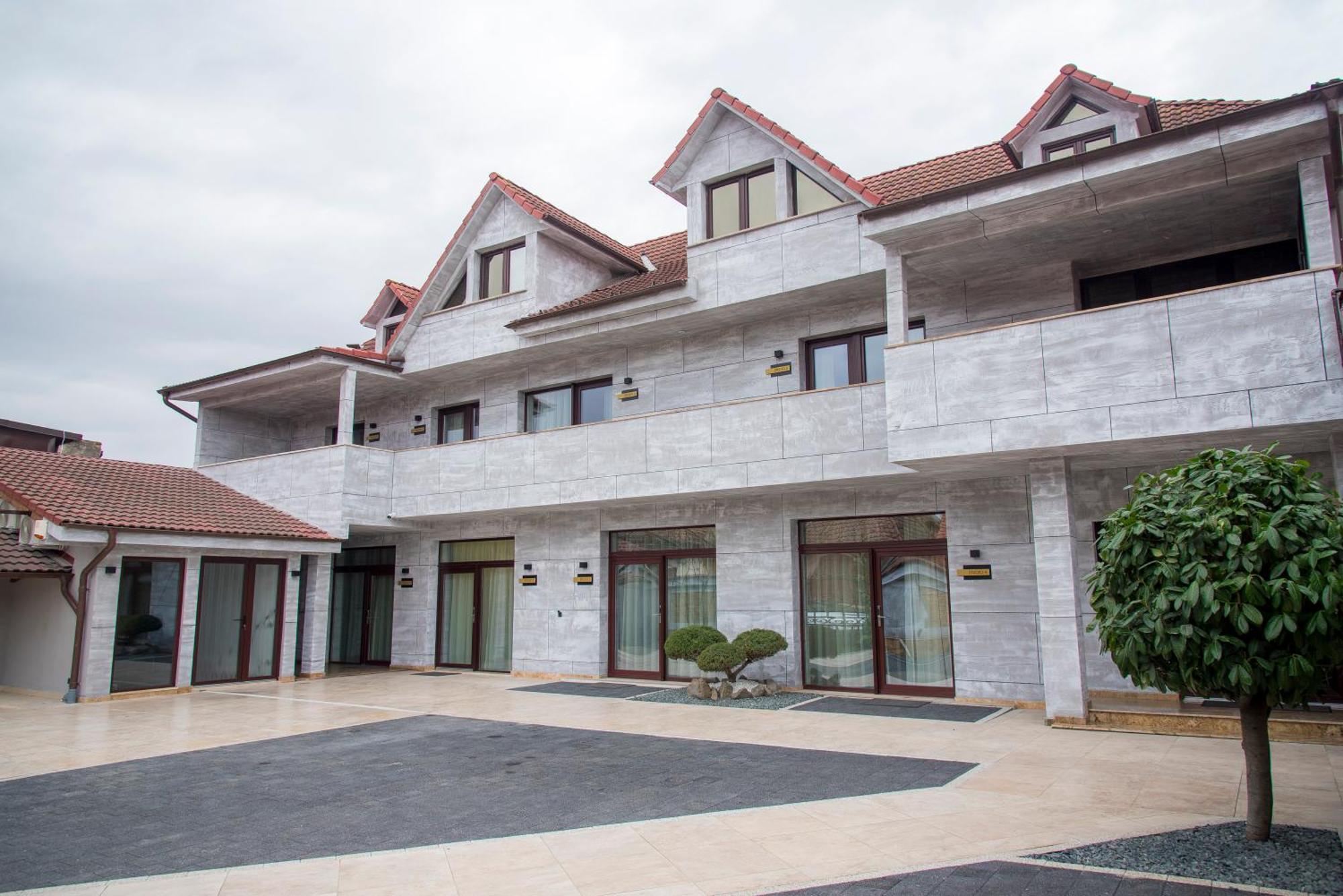 Imperial Studio ซีบิว ภายนอก รูปภาพ